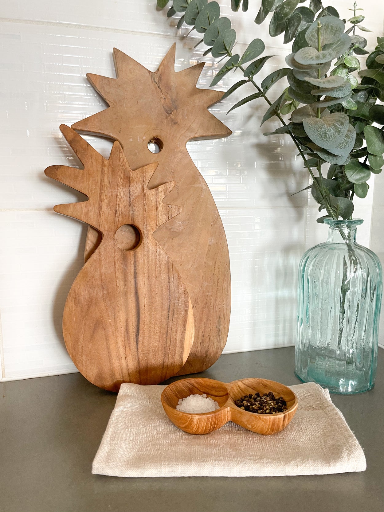 Teaki Pineapple Board
