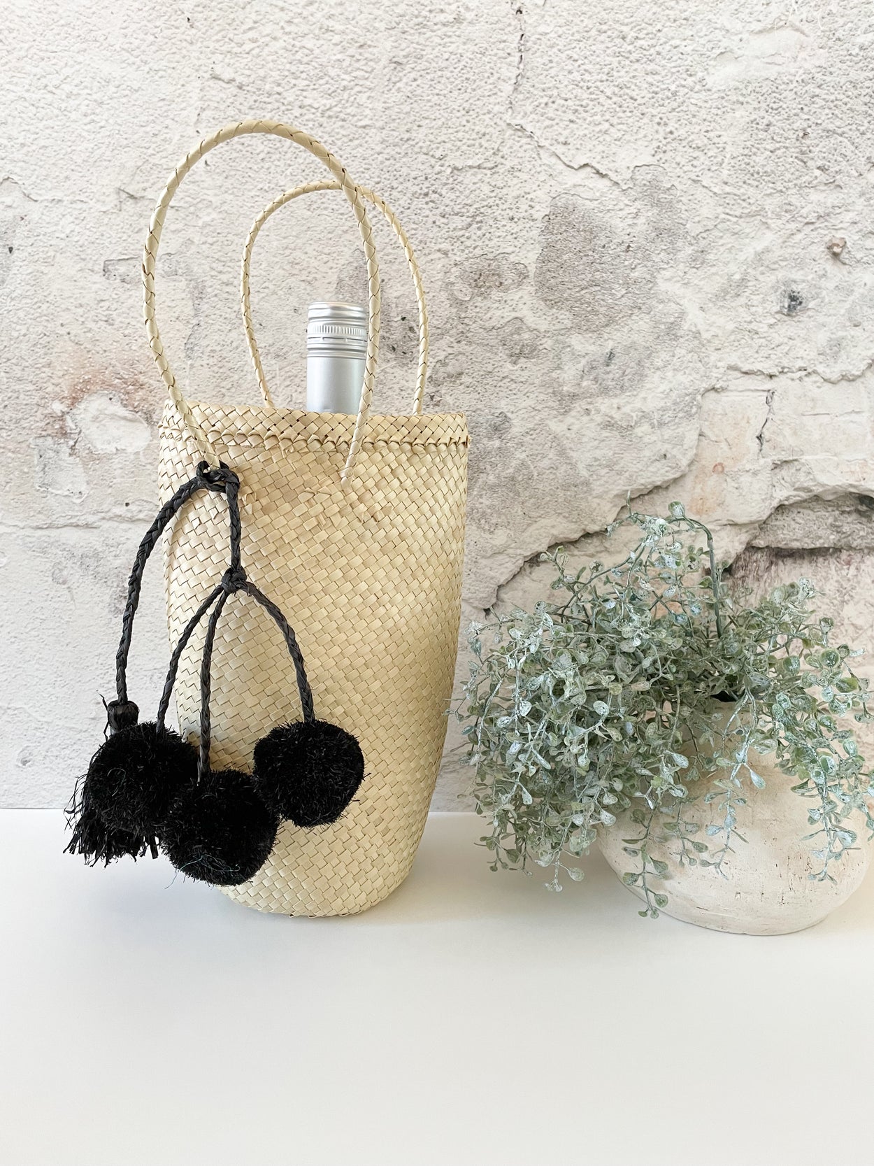 Raffia Pom-Poms