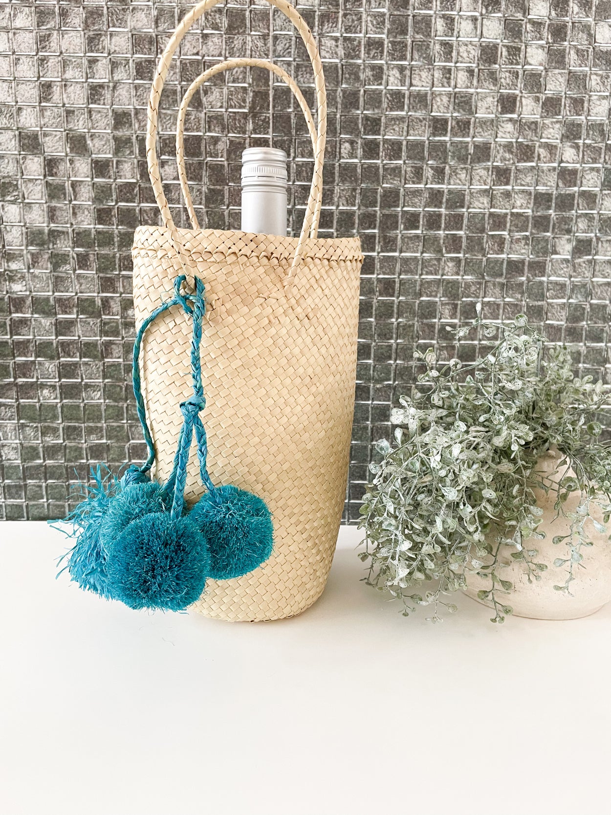 Raffia Pom-Poms