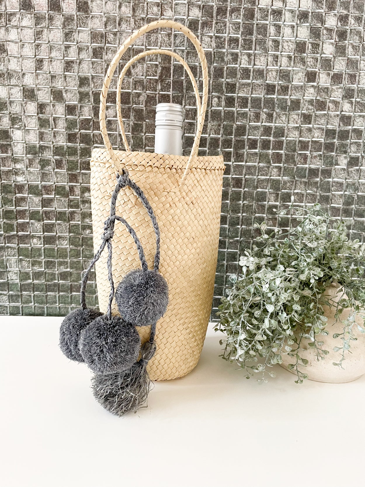 Raffia Pom-Poms