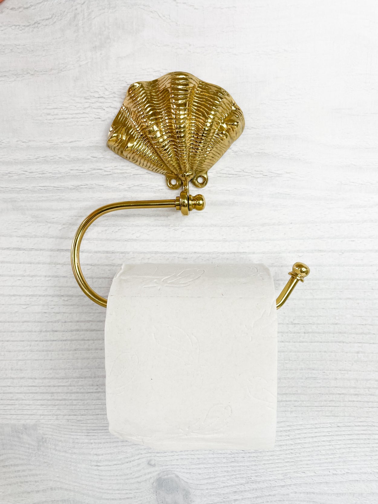 Shell toilet roll or hand towel holder