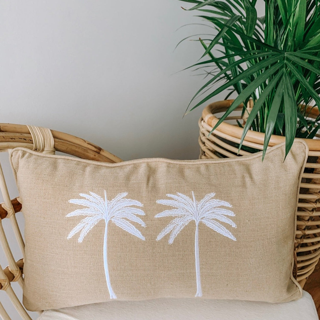 Double Palm Cushion