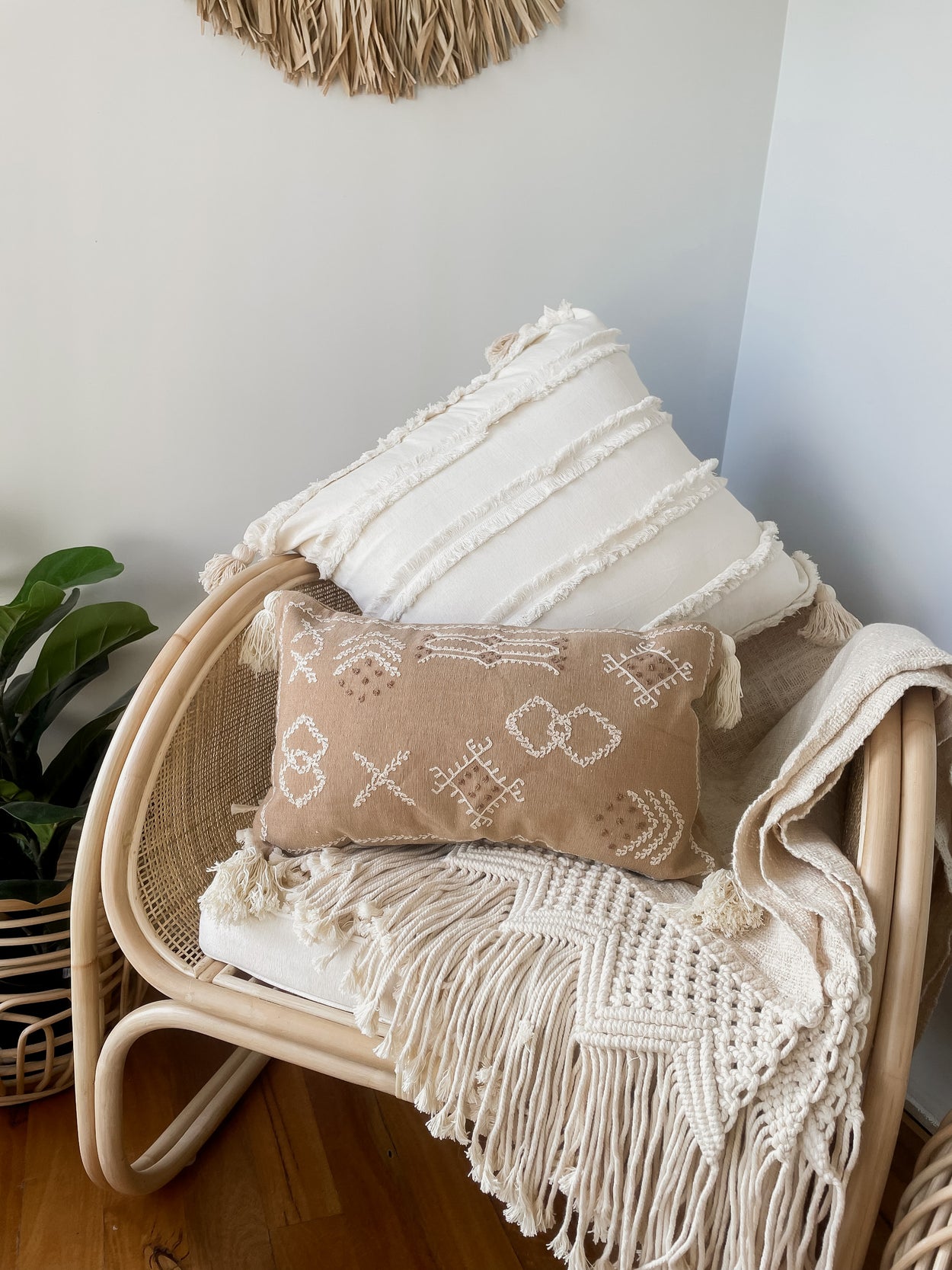 Quinn cushion