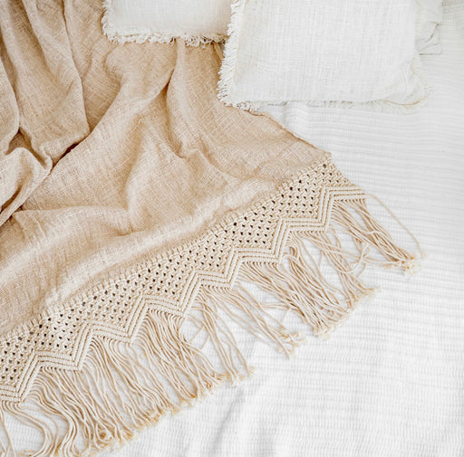 Nellie throw