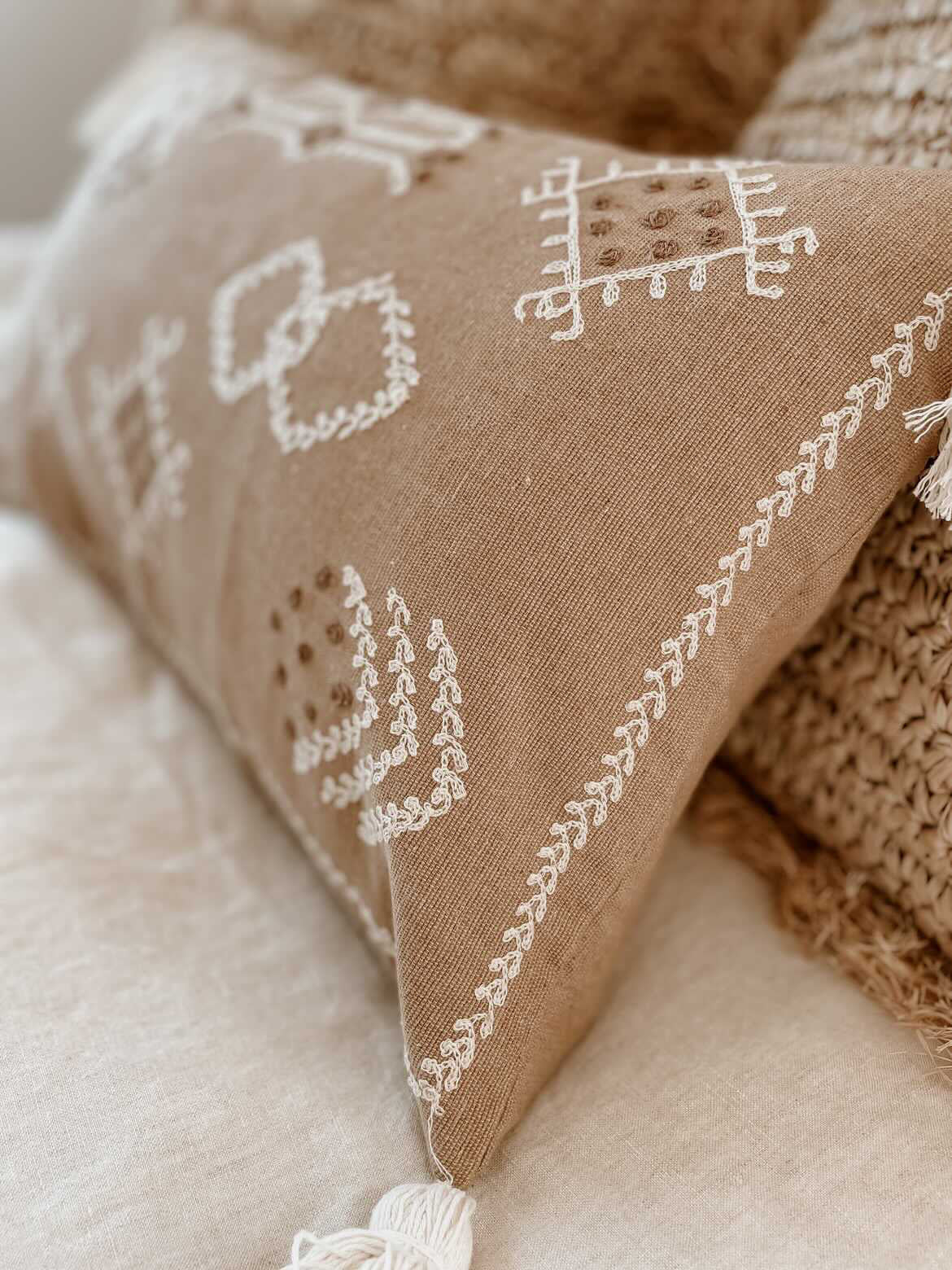 Quinn cushion