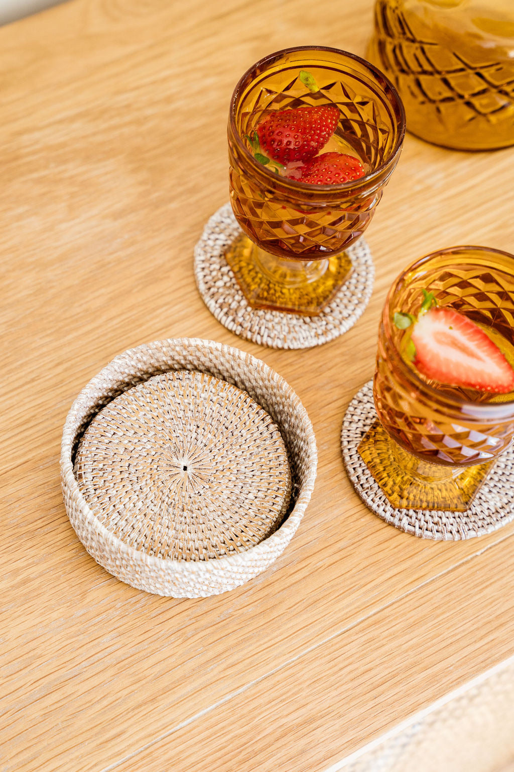Whitewash rattan coaster set