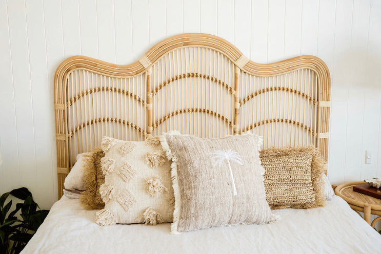 Natural palm cushion