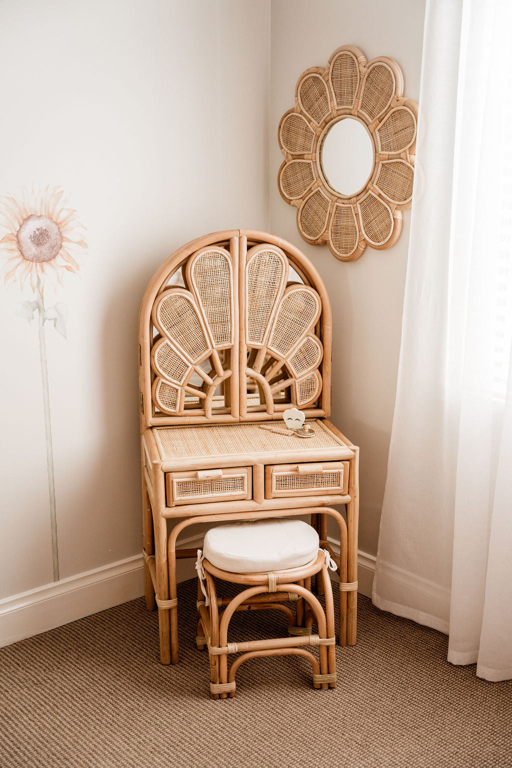Blossom Mirror