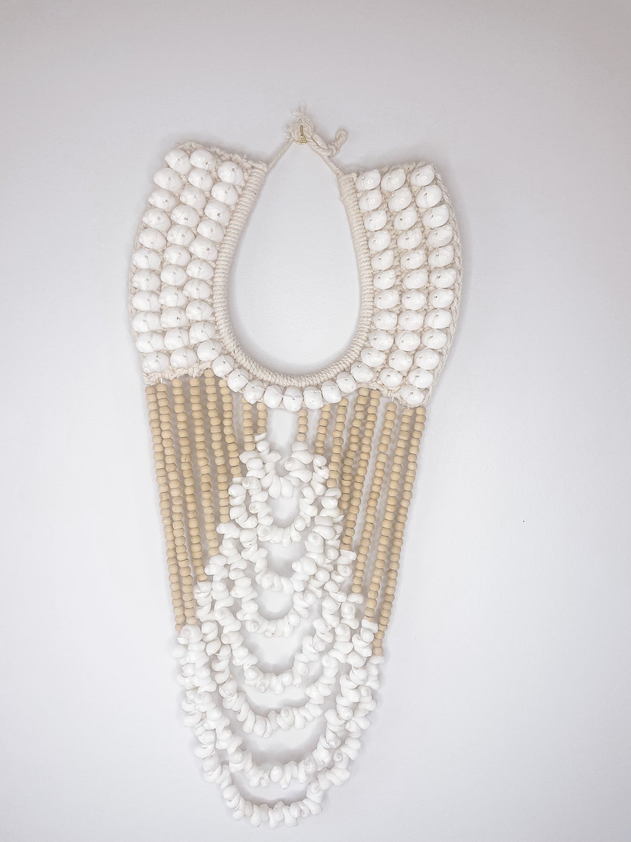 Wall Decor | Lombok shell and bead