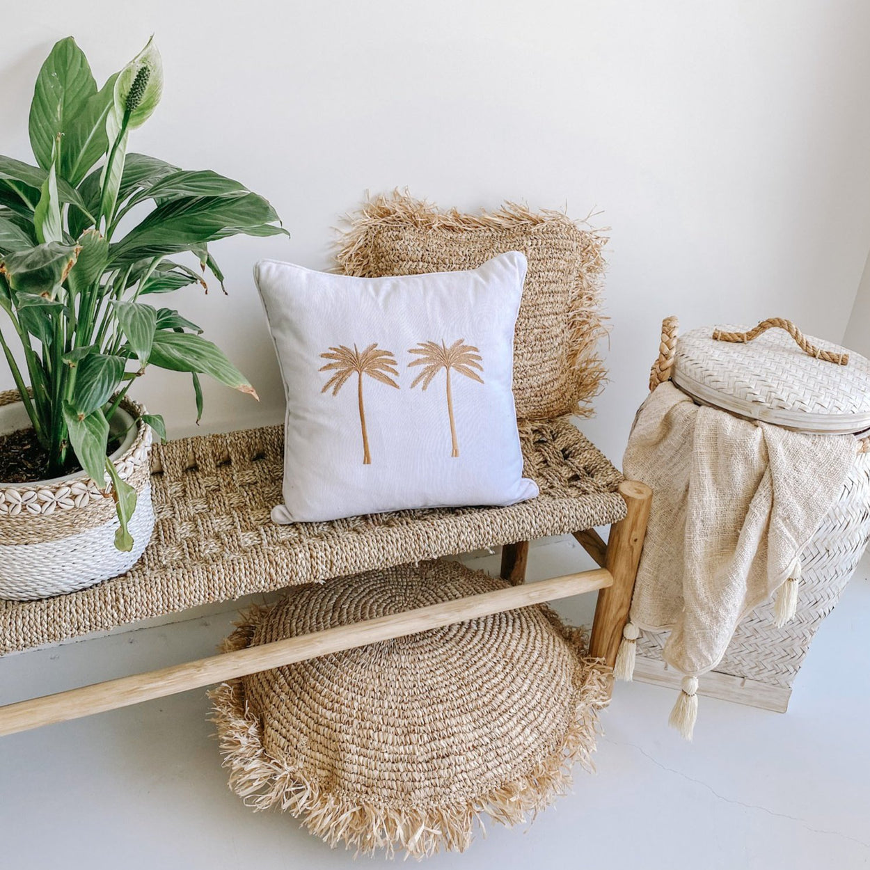 Arlie Double Palm Cushion