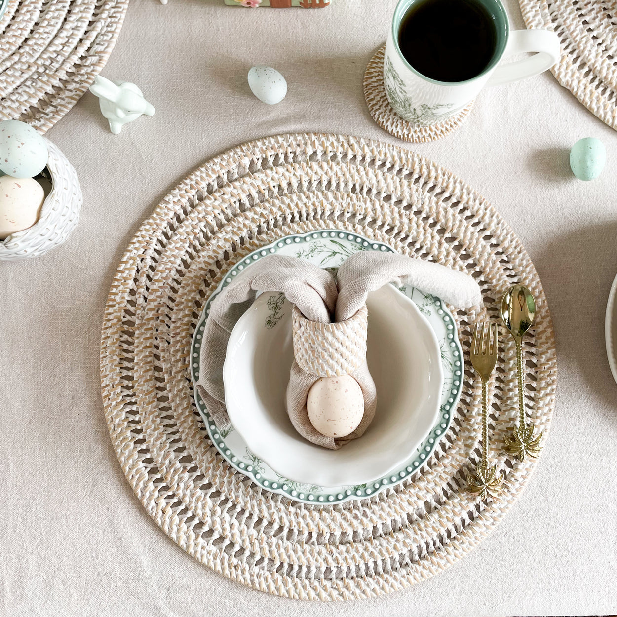 Whitewash rattan coaster set