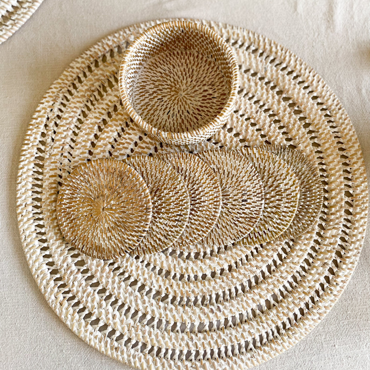 Whitewash rattan coaster set