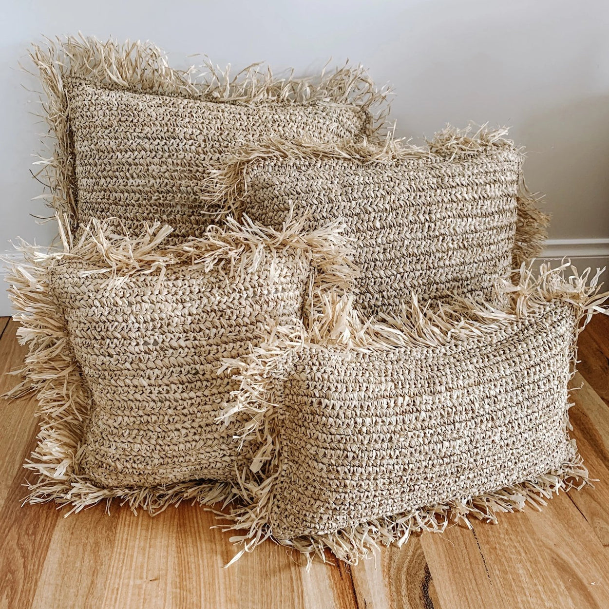 Raffia Cushions/Natural
