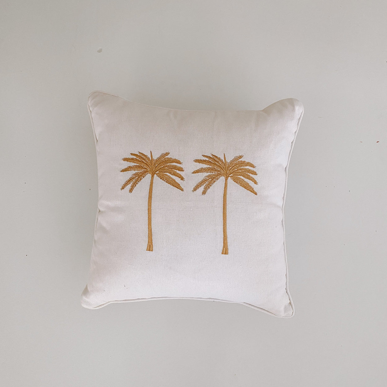 Arlie Double Palm Cushion